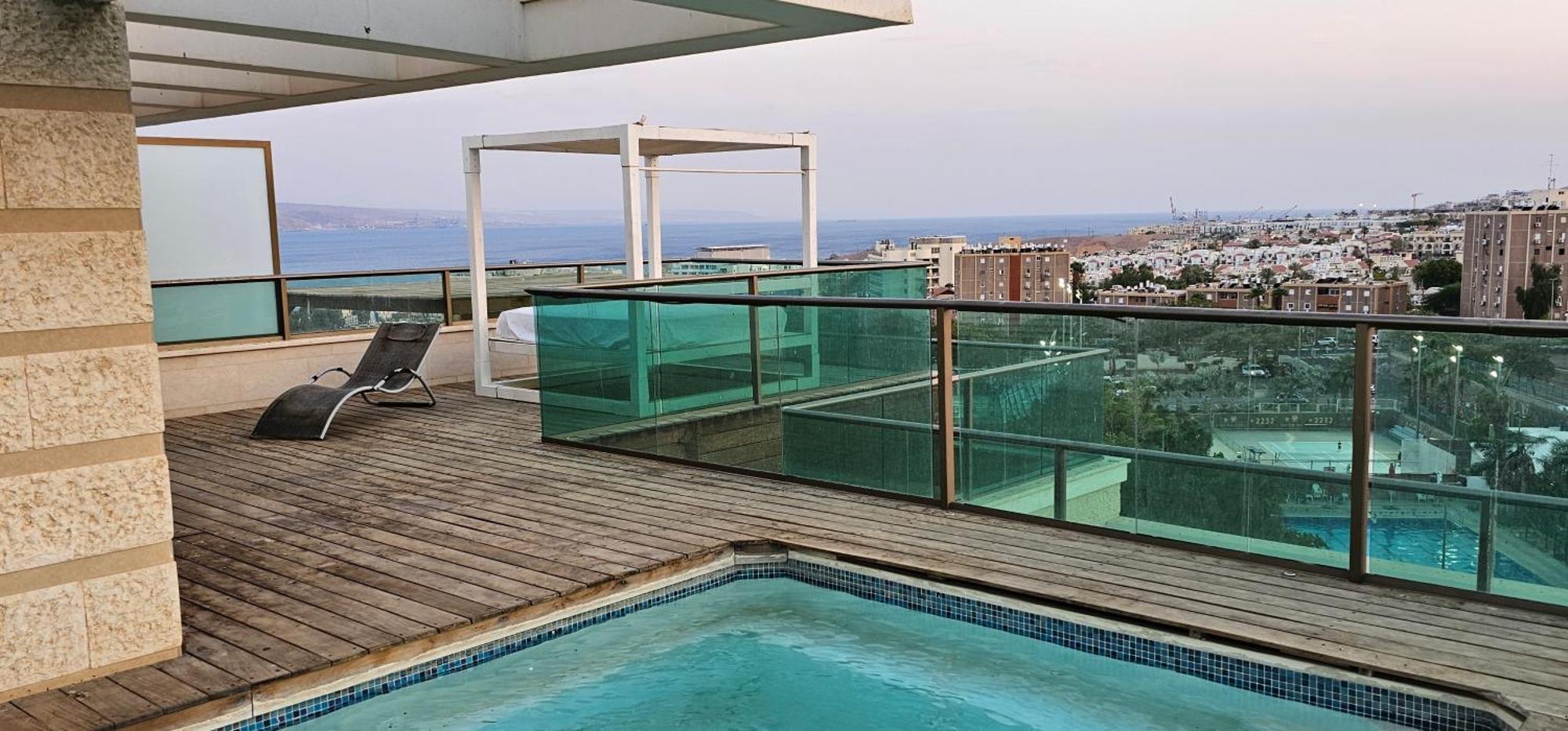 Exclusive Top Luxury Penthouse Near The Sea With Privat Roof-Pool Lejlighed Eilat Eksteriør billede