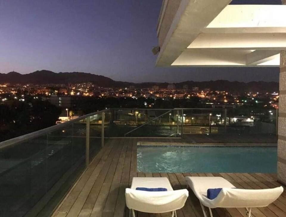 Exclusive Top Luxury Penthouse Near The Sea With Privat Roof-Pool Lejlighed Eilat Eksteriør billede