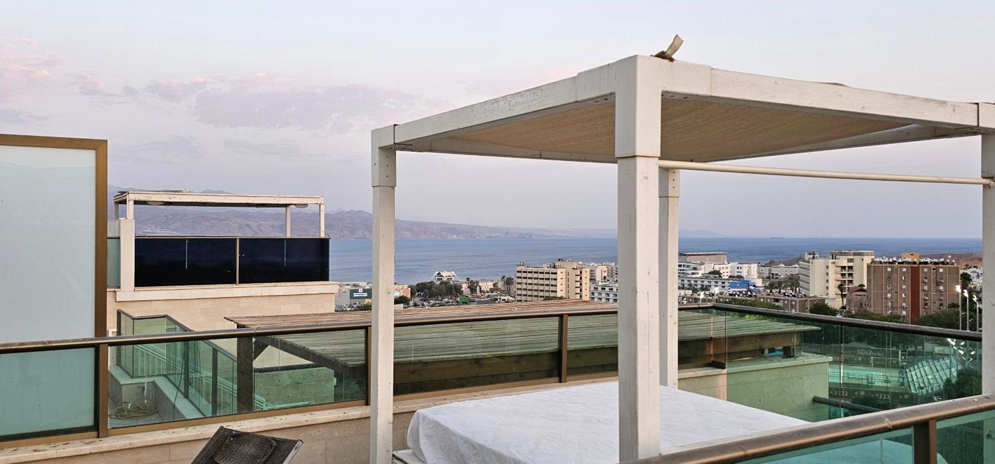 Exclusive Top Luxury Penthouse Near The Sea With Privat Roof-Pool Lejlighed Eilat Eksteriør billede